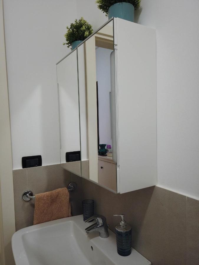 Magenta Centre Economy Apartment Genova Exterior foto